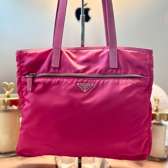 Like for the Everything Pink Show 💗💗💗💗 - Picture 8 of 16